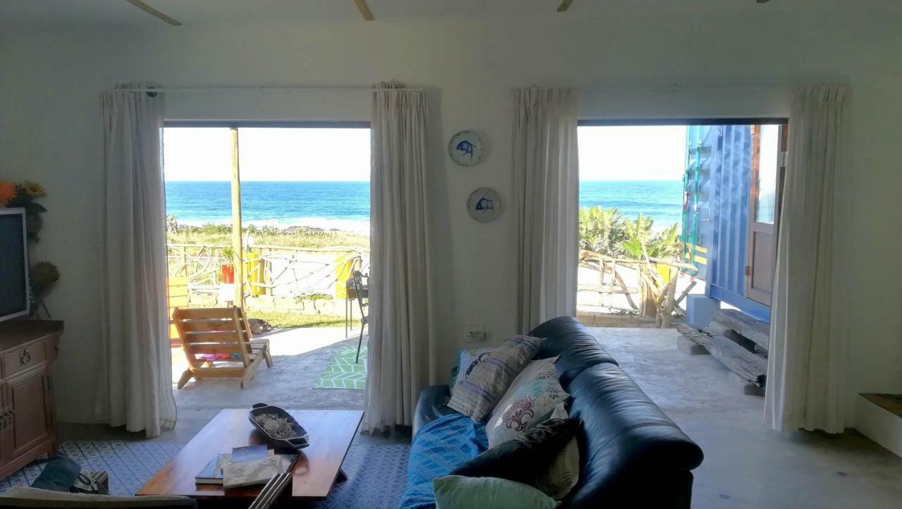 Blue Space Beach House Порт-Шепстон Екстер'єр фото